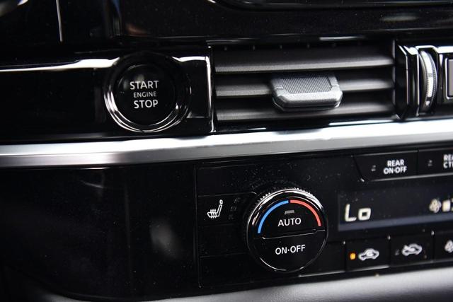 2025 Nissan Pathfinder Vehicle Photo in Ballwin, MO 63011