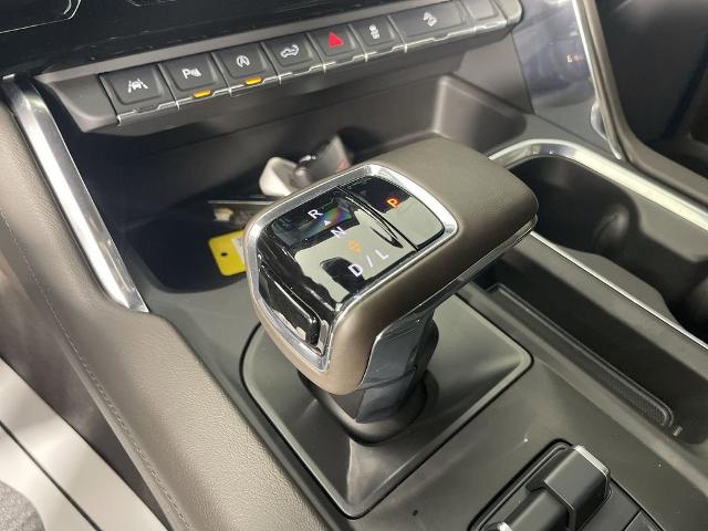 2025 GMC Sierra 1500 Vehicle Photo in GILBERT, AZ 85297-0402