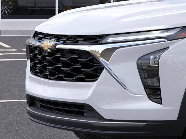 2025 Chevrolet Trax Vehicle Photo in Roslyn, NY 11576