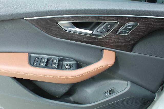 2024 Audi Q7 Vehicle Photo in HOUSTON, TX 77090