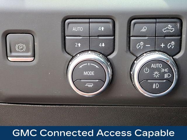 2024 GMC Sierra 2500 HD Vehicle Photo in DANBURY, CT 06810-5034