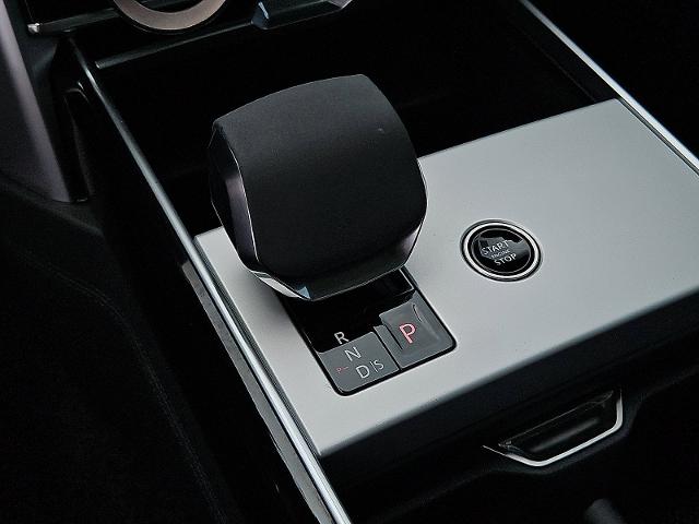 2024 Land Rover Range Rover Vehicle Photo in TREVOSE, PA 19053-4984