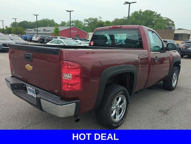 2013 Chevrolet Silverado 1500 Vehicle Photo in Merrillville, IN 46410