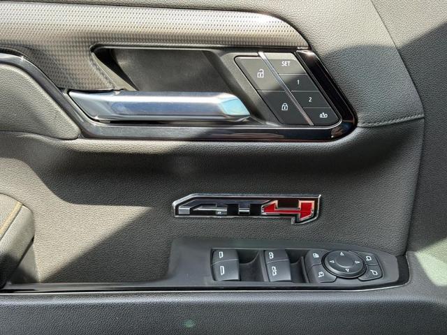 2024 GMC Sierra 1500 Vehicle Photo in COLUMBIA, MO 65203-3903