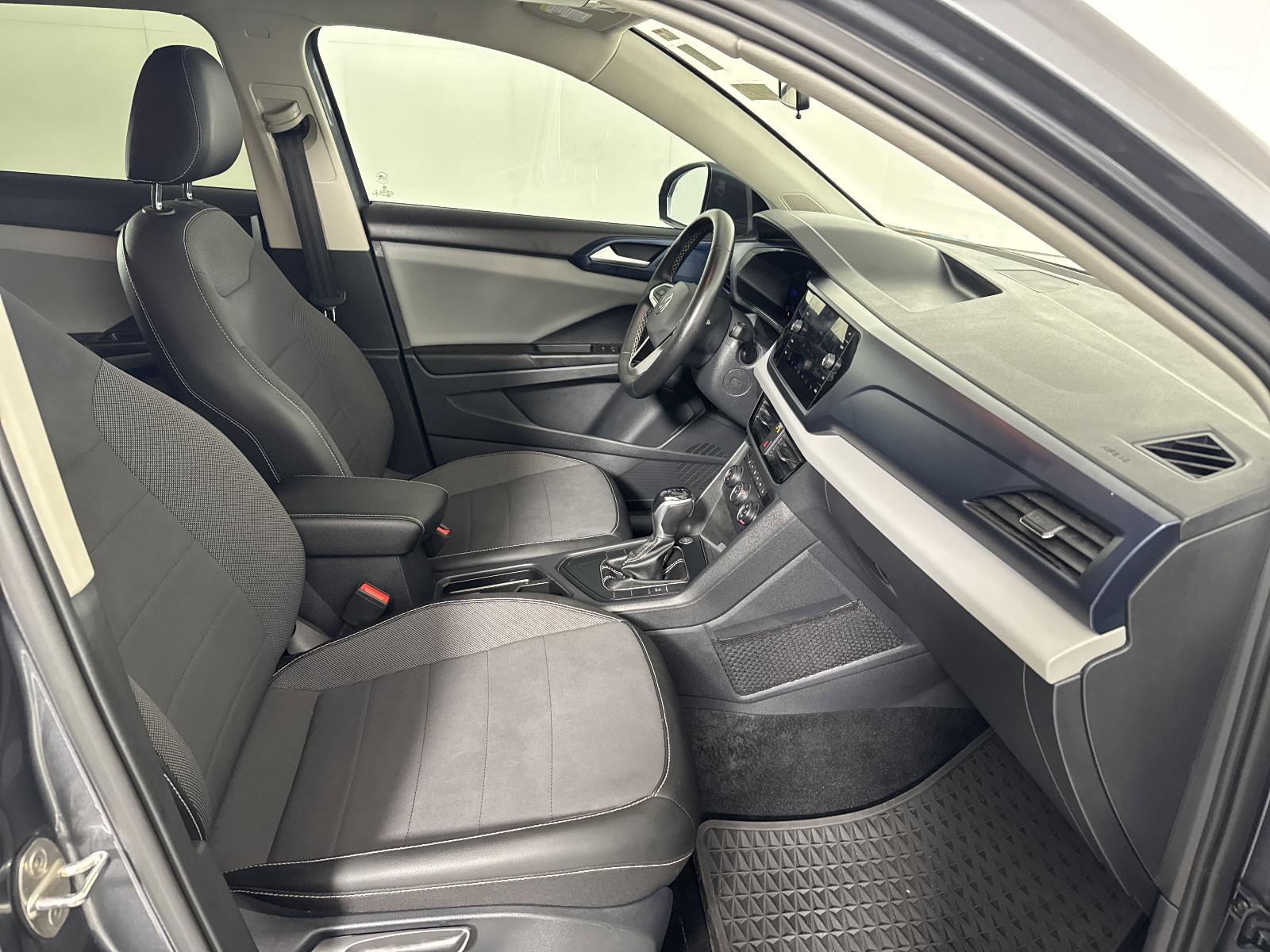 2022 Volkswagen Taos Vehicle Photo in Georgetown, TX 78626