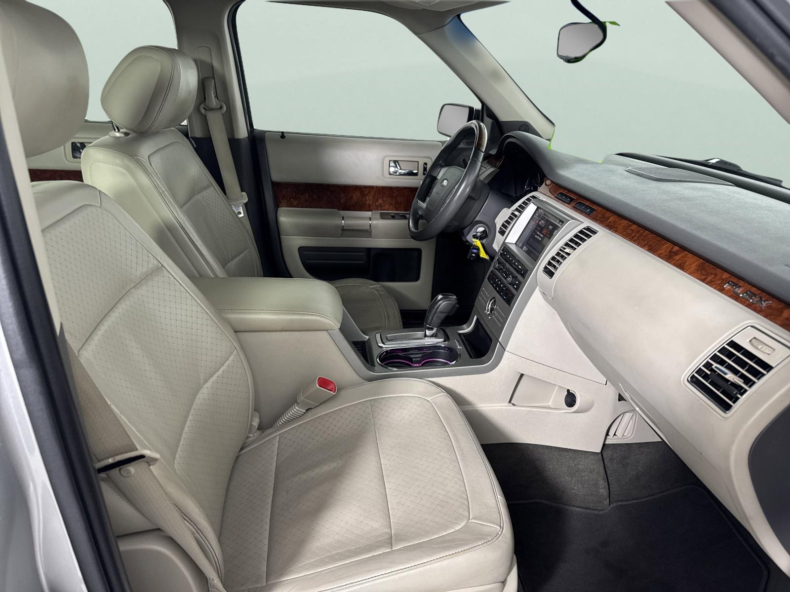 2011 Ford Flex Vehicle Photo in GEORGETOWN, TX 78626-7508