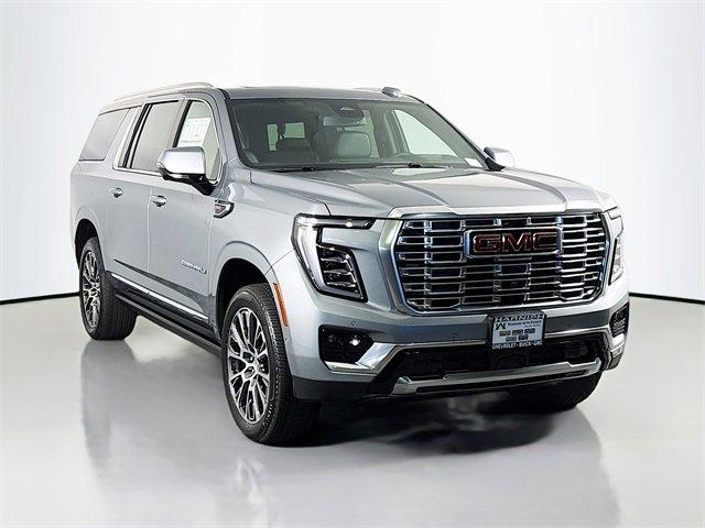 2025 GMC Yukon XL Vehicle Photo in PUYALLUP, WA 98371-4149