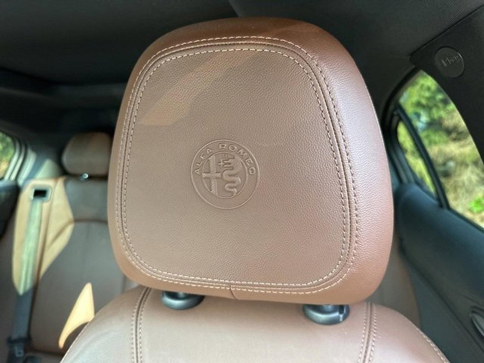 2022 Alfa Romeo Stelvio Vehicle Photo in Willow Grove, PA 19090