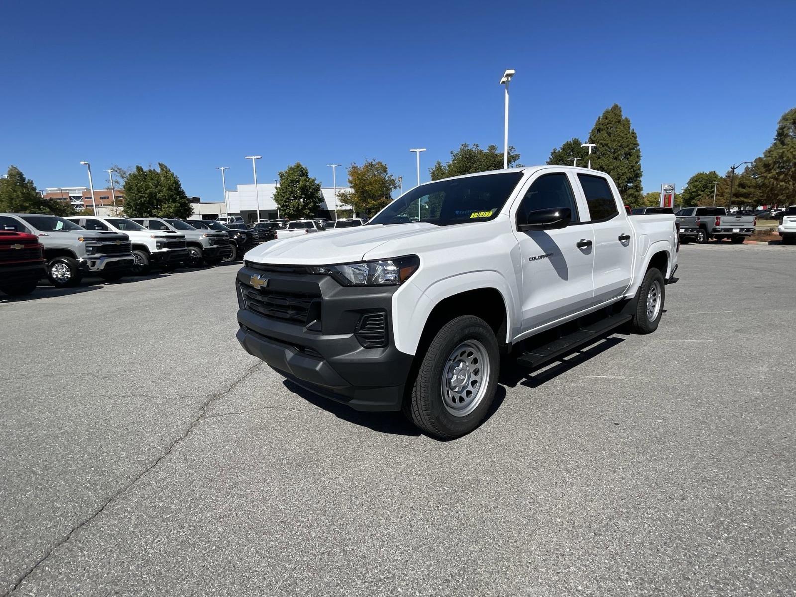 2024 Chevrolet Colorado Vehicle Photo in BENTONVILLE, AR 72712-4322