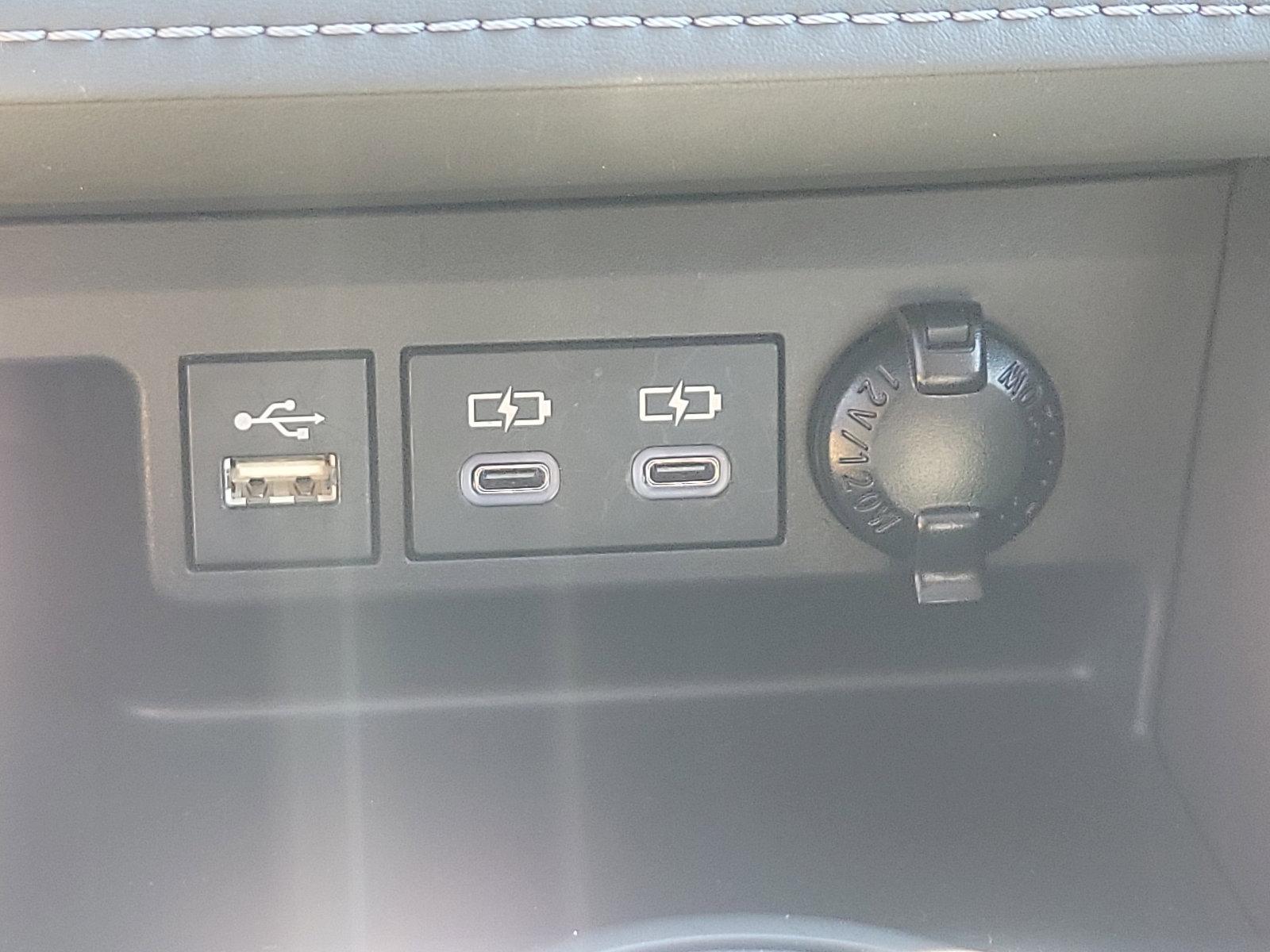 2023 Toyota Highlander Vehicle Photo in Trevose, PA 19053