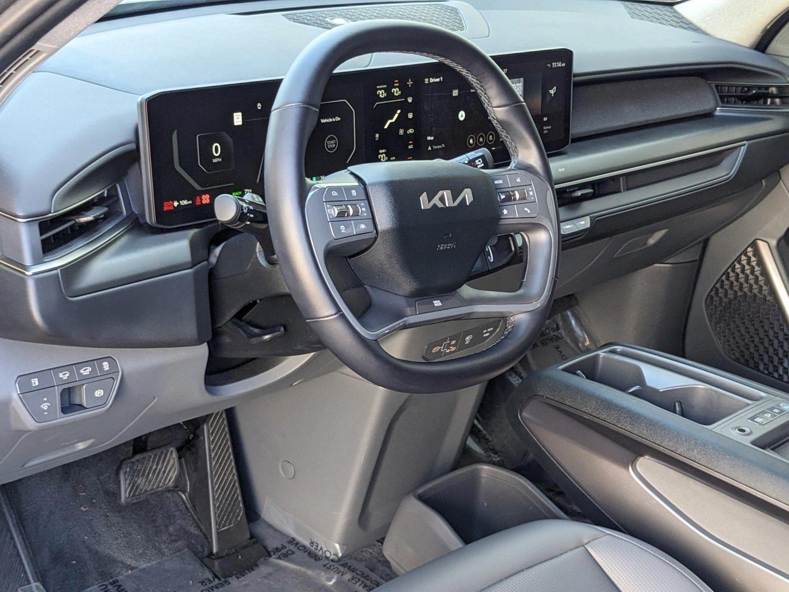 2024 Kia EV9 Vehicle Photo in Tampa, FL 33614