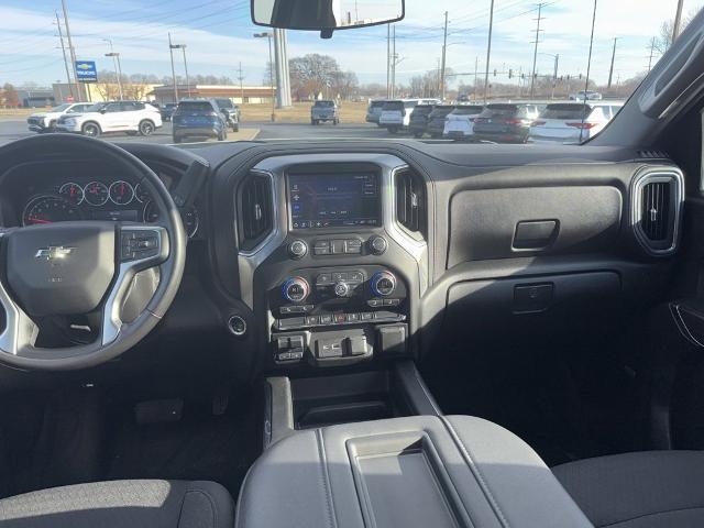 2021 Chevrolet Silverado 1500 Vehicle Photo in MANHATTAN, KS 66502-5036