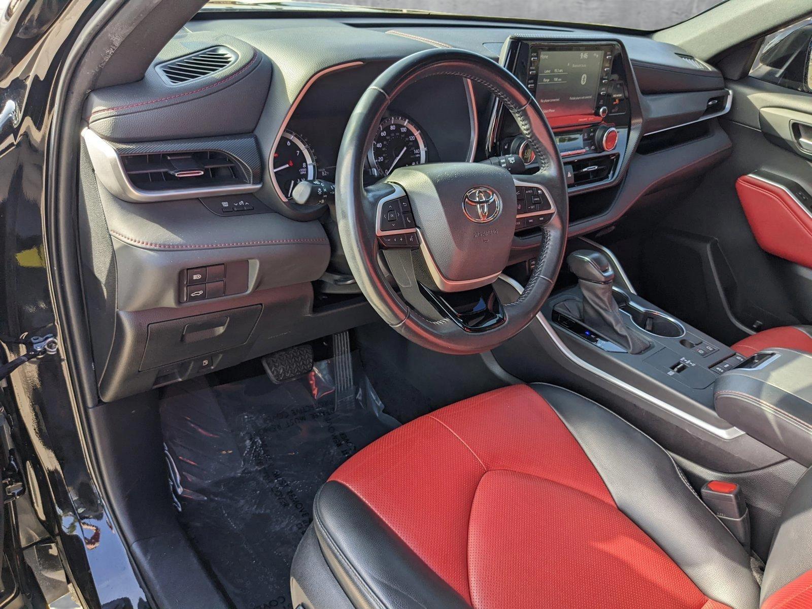 2022 Toyota Highlander Vehicle Photo in Davie, FL 33331