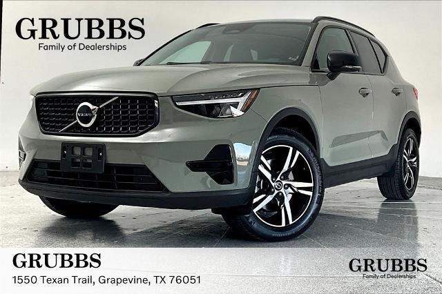 2024 Volvo XC40 Vehicle Photo in Grapevine, TX 76051