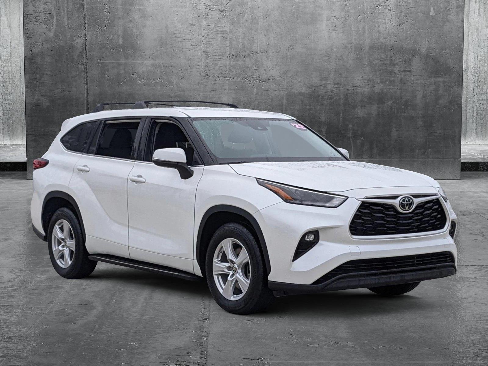 2022 Toyota Highlander Vehicle Photo in Davie, FL 33331