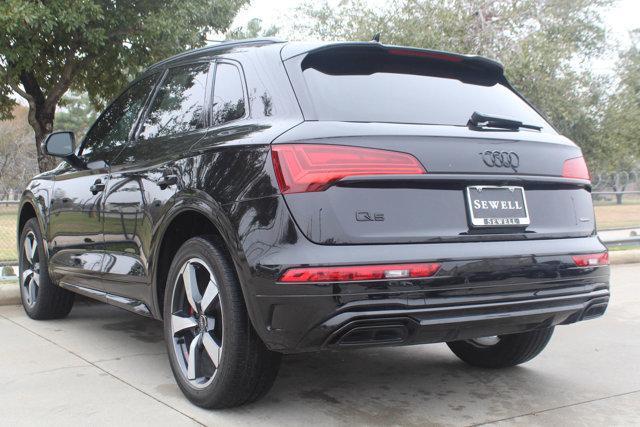 2024 Audi Q5 Vehicle Photo in HOUSTON, TX 77090