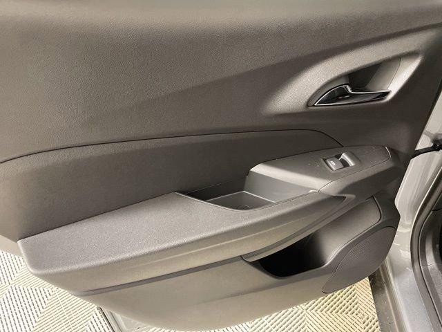2025 Chevrolet Trax Vehicle Photo in PHOENIX, AZ 85014-3381