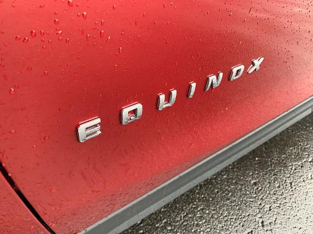 2022 Chevrolet Equinox Vehicle Photo in MOON TOWNSHIP, PA 15108-2571