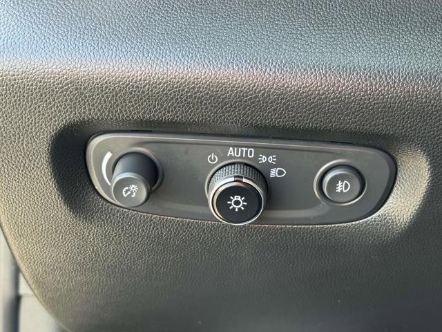 2021 Chevrolet Traverse Vehicle Photo in SAINT JAMES, NY 11780-3219