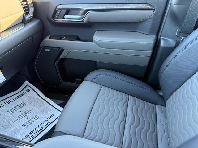 2025 Chevrolet Silverado 1500 Vehicle Photo in COLUMBIA, MO 65203-3903