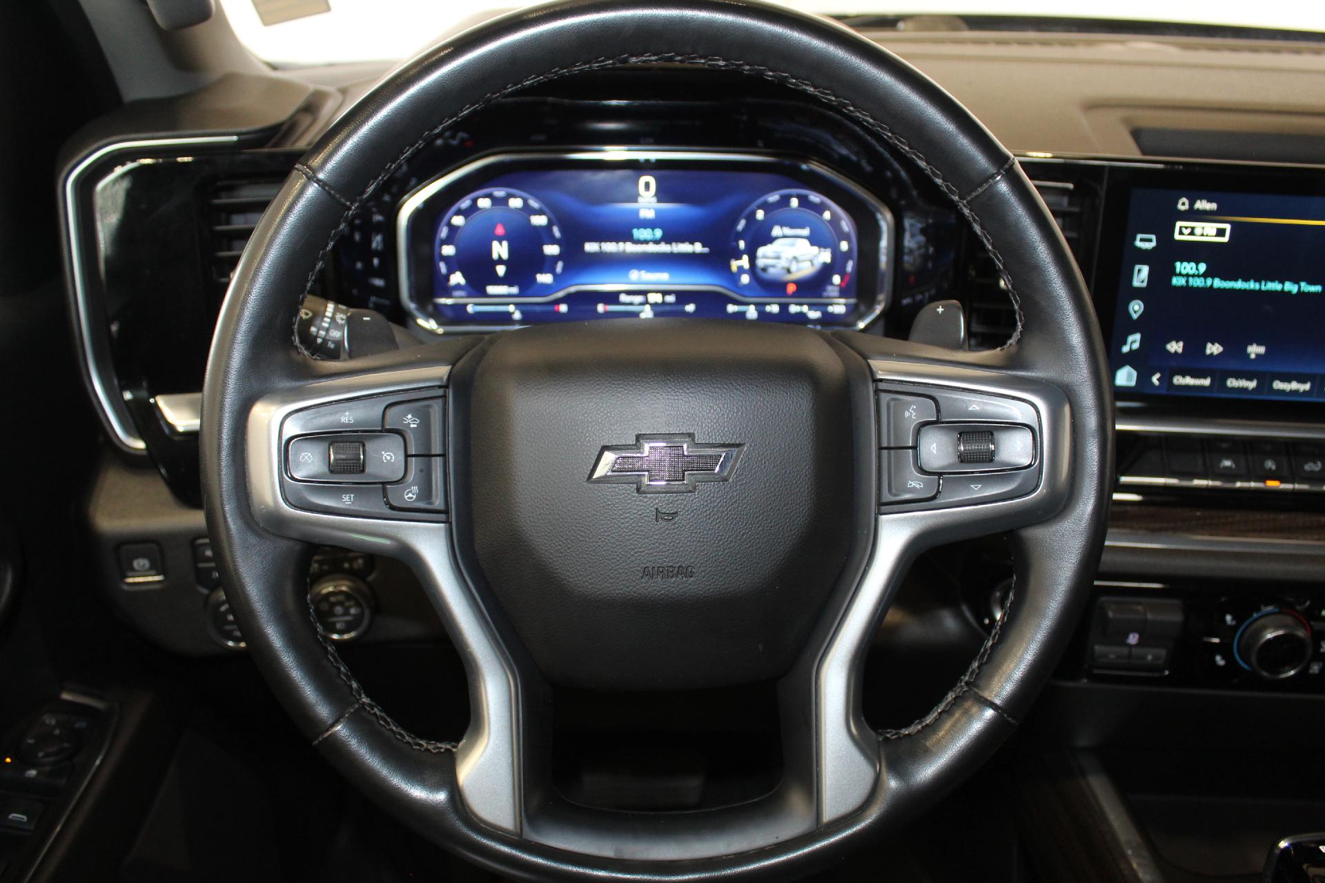 2023 Chevrolet Silverado 1500 Vehicle Photo in NORTHAMPTON, MA 01060-1120