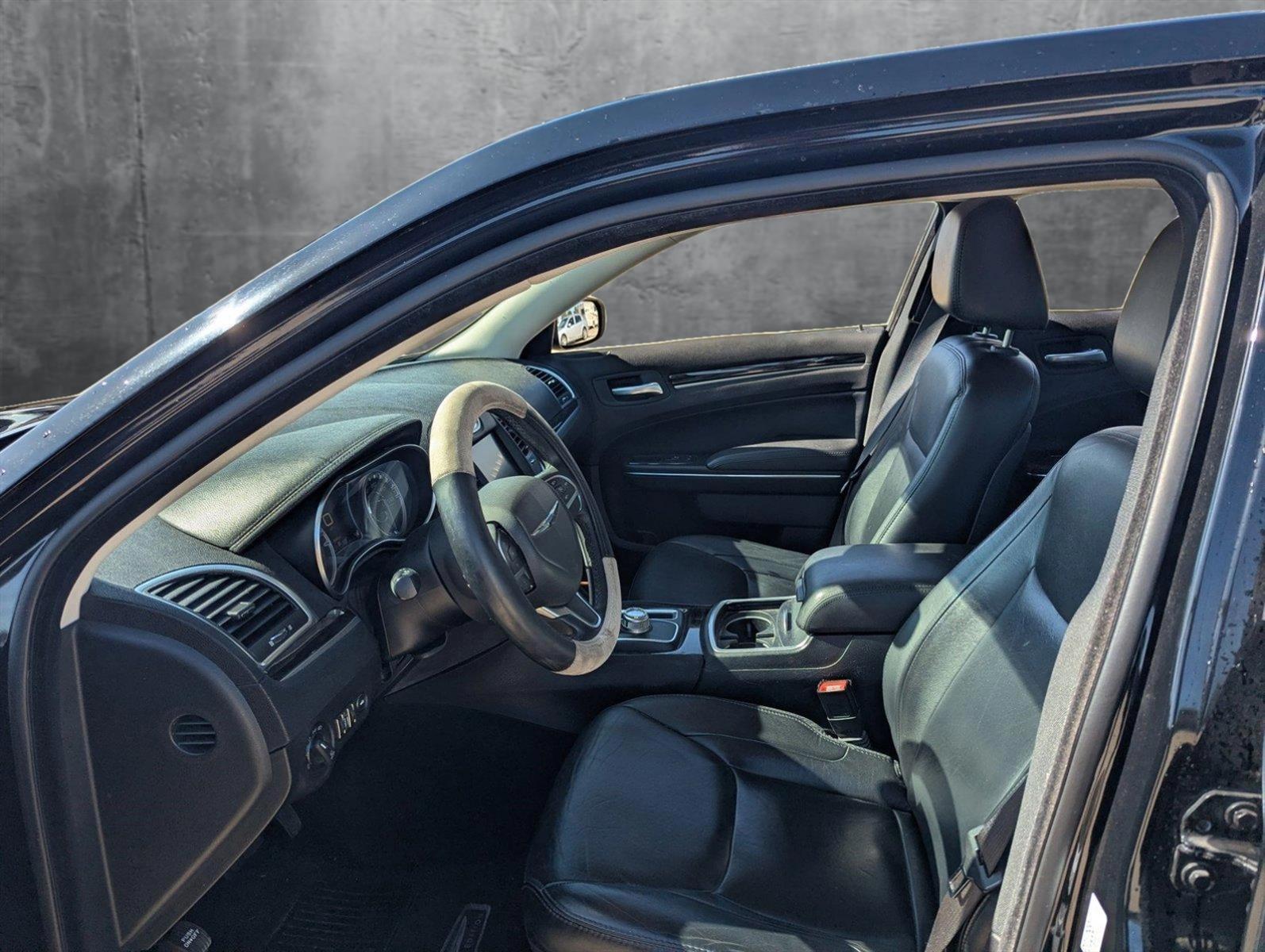 2016 Chrysler 300 Vehicle Photo in CORPUS CHRISTI, TX 78412-4902