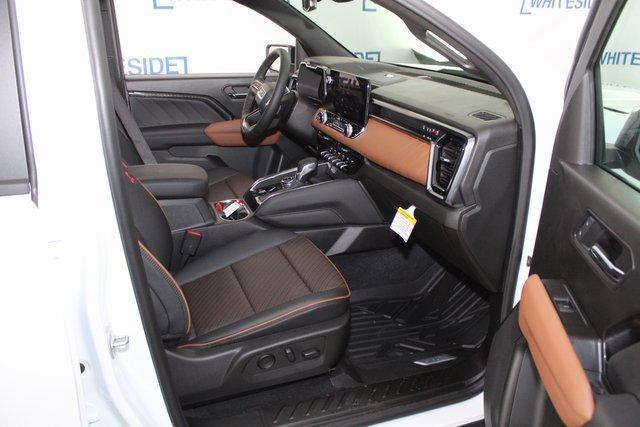 2025 GMC Canyon Vehicle Photo in SAINT CLAIRSVILLE, OH 43950-8512