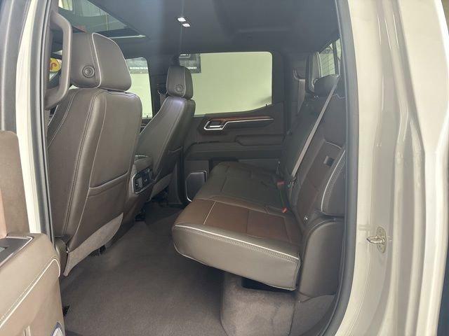 2023 GMC Sierra 1500 Vehicle Photo in MEDINA, OH 44256-9631