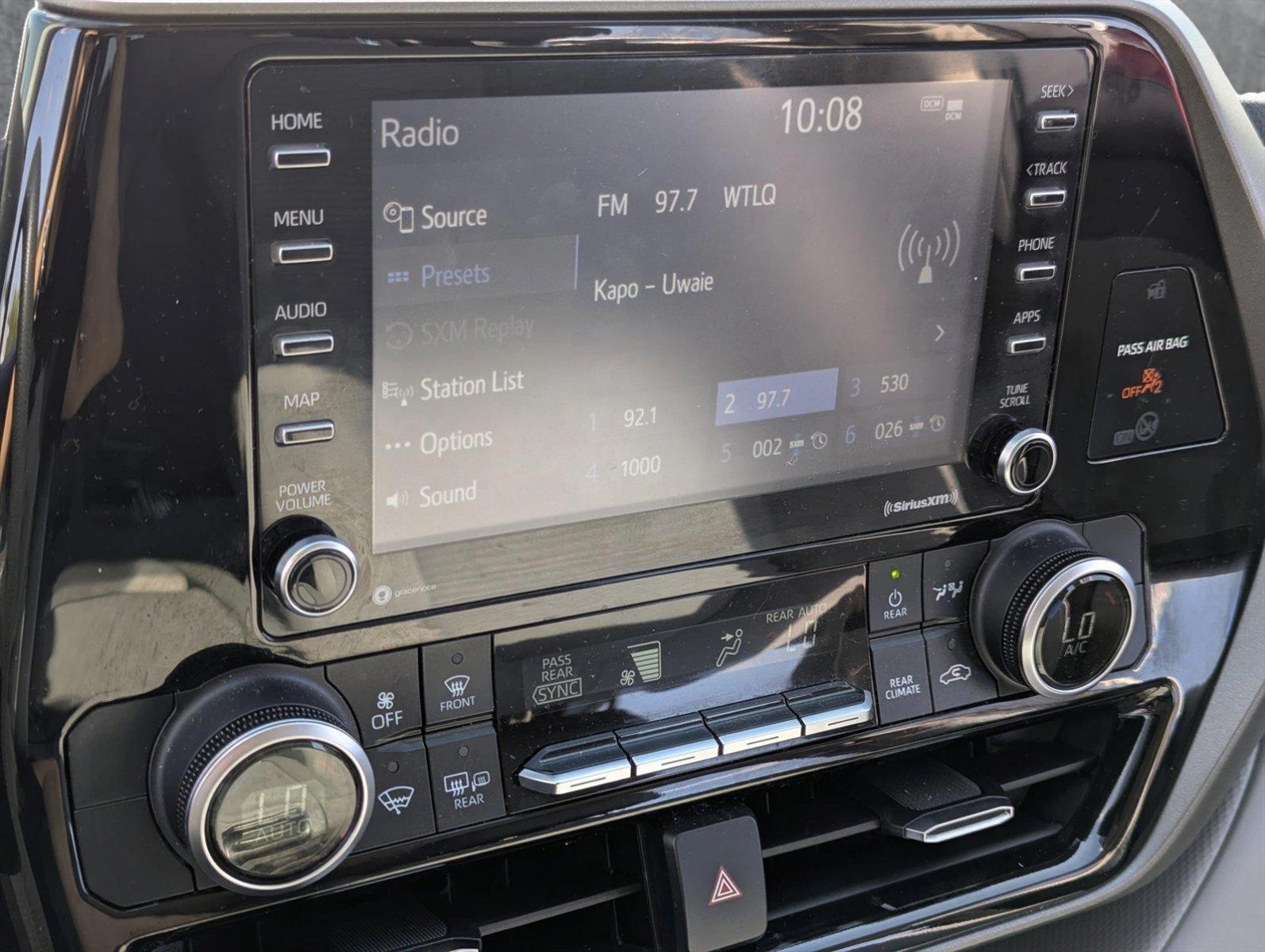 2021 Toyota Highlander Vehicle Photo in Ft. Myers, FL 33907