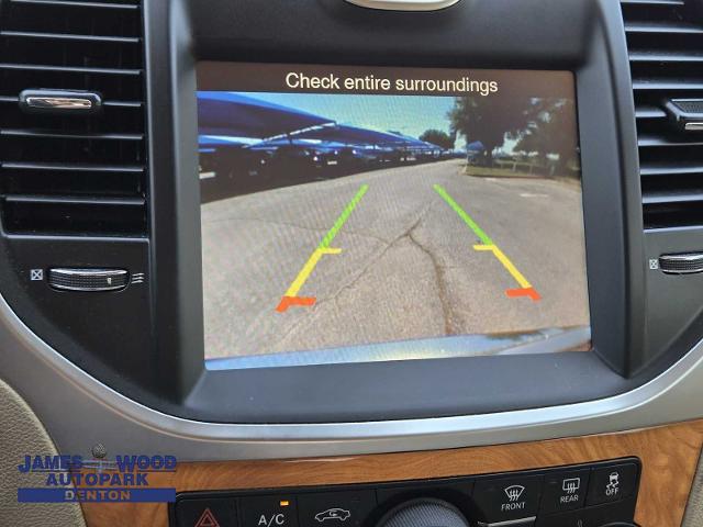 2014 Chrysler 300 Vehicle Photo in DENTON, TX 76210-9321