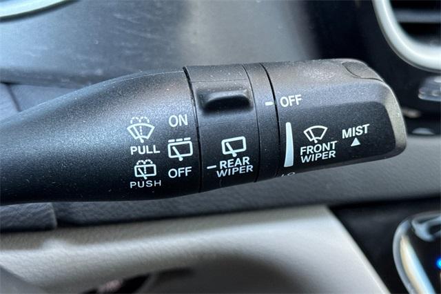 2023 Chrysler Pacifica Vehicle Photo in ELK GROVE, CA 95757-8703