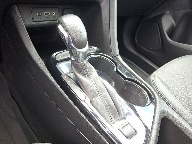 2022 Buick Encore GX Vehicle Photo in TREVOSE, PA 19053-4984