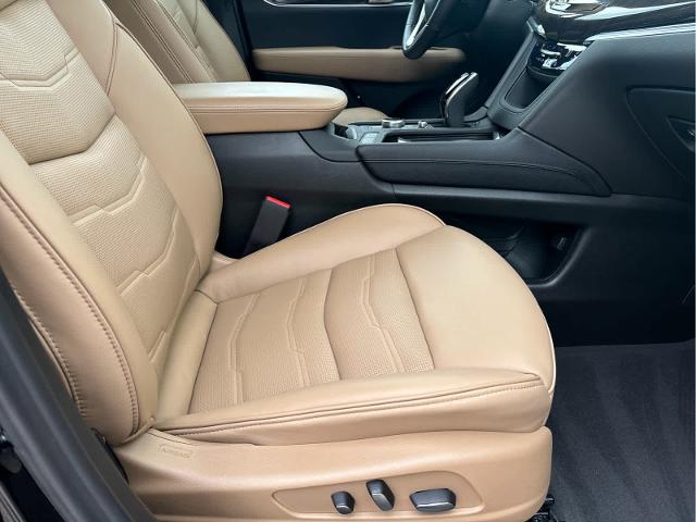 2024 Cadillac XT6 Vehicle Photo in Grapevine, TX 76051