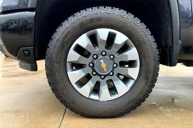 2024 Chevrolet Silverado 2500 HD Vehicle Photo in TOPEKA, KS 66609-0000