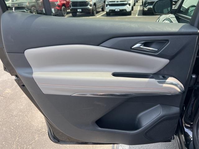 2024 Chevrolet Traverse Vehicle Photo in GREEN BAY, WI 54304-5303