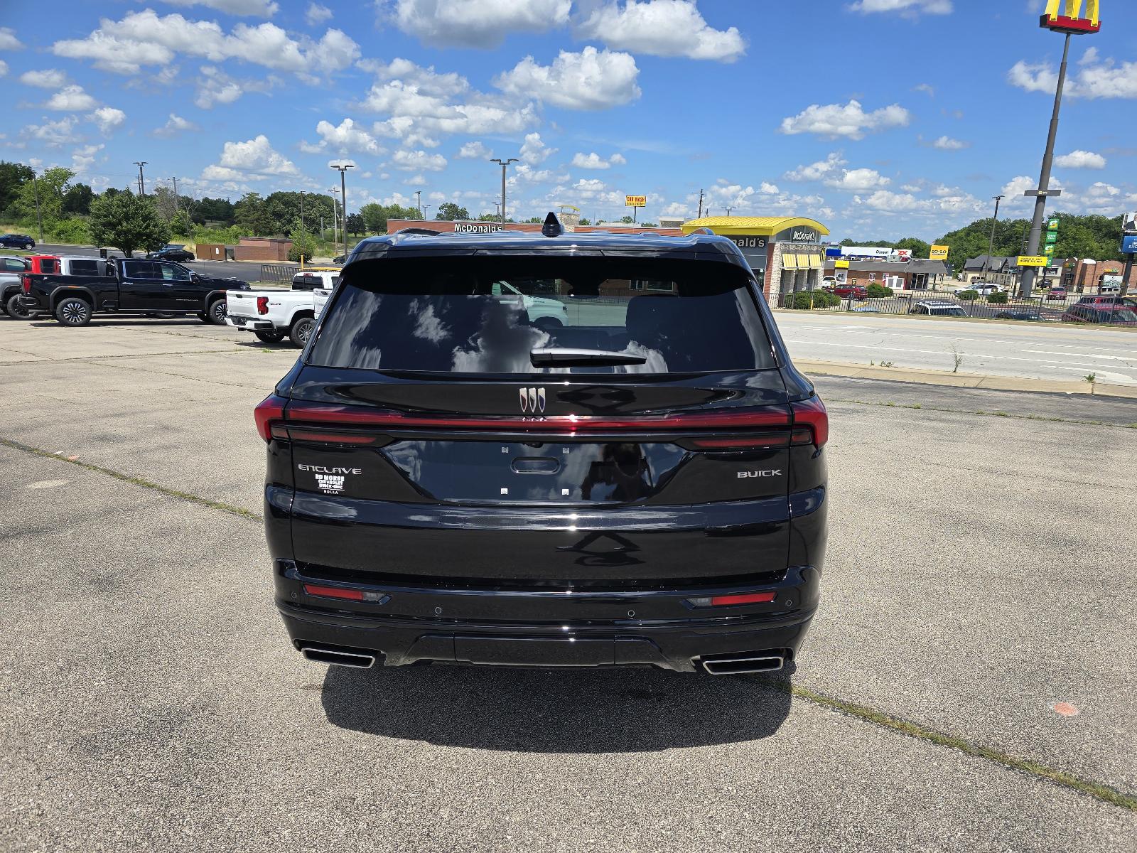 2025 Buick Enclave Vehicle Photo in Rolla, MO 65401