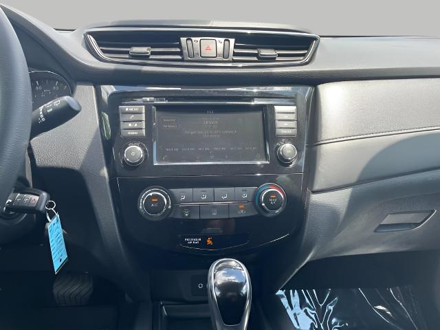 2018 Nissan Rogue Vehicle Photo in Appleton, WI 54913