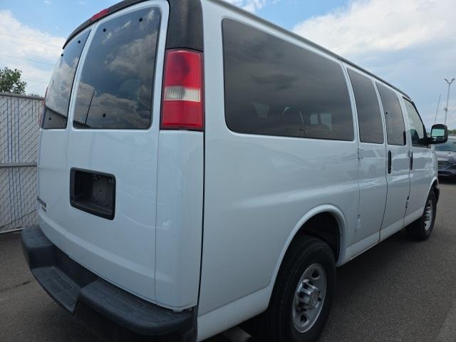 2014 Chevrolet Express Passenger Vehicle Photo in ENGLEWOOD, CO 80113-6708