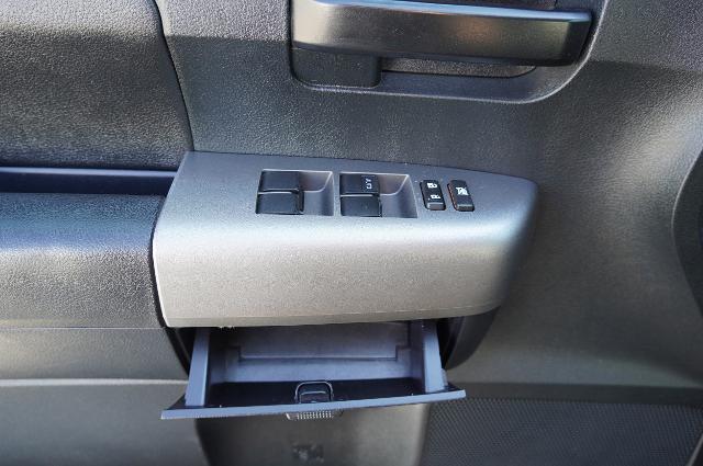 2012 Toyota Tundra 4WD Truck Vehicle Photo in Riverdale, UT 84405