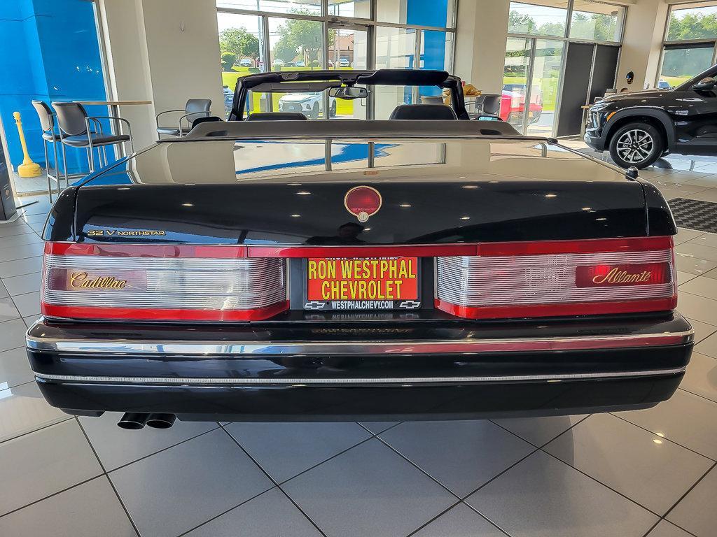 1993 Cadillac Allante' Vehicle Photo in AURORA, IL 60503-9326