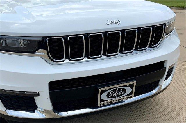 2023 Jeep Grand Cherokee L Vehicle Photo in TOPEKA, KS 66609-0000