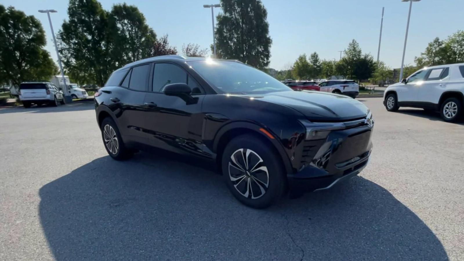 2024 Chevrolet Blazer EV Vehicle Photo in BENTONVILLE, AR 72712-4322