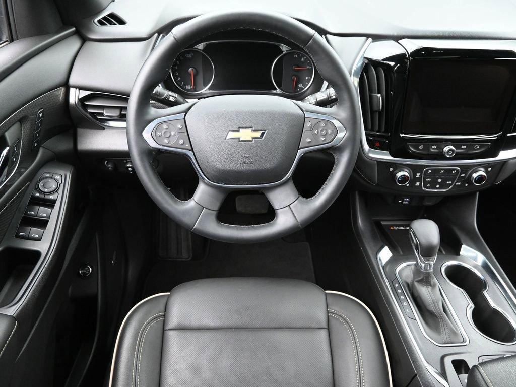 2023 Chevrolet Traverse Vehicle Photo in Cedar Rapids, IA 52402