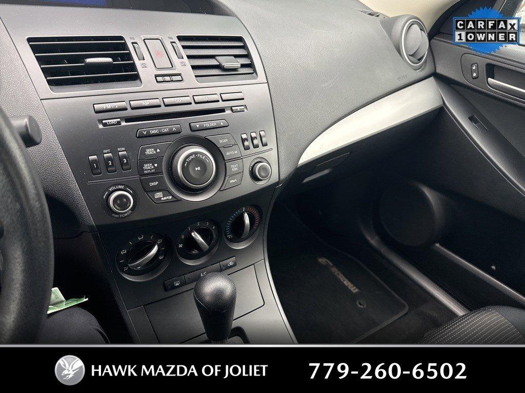 2013 Mazda Mazda3 Vehicle Photo in Saint Charles, IL 60174