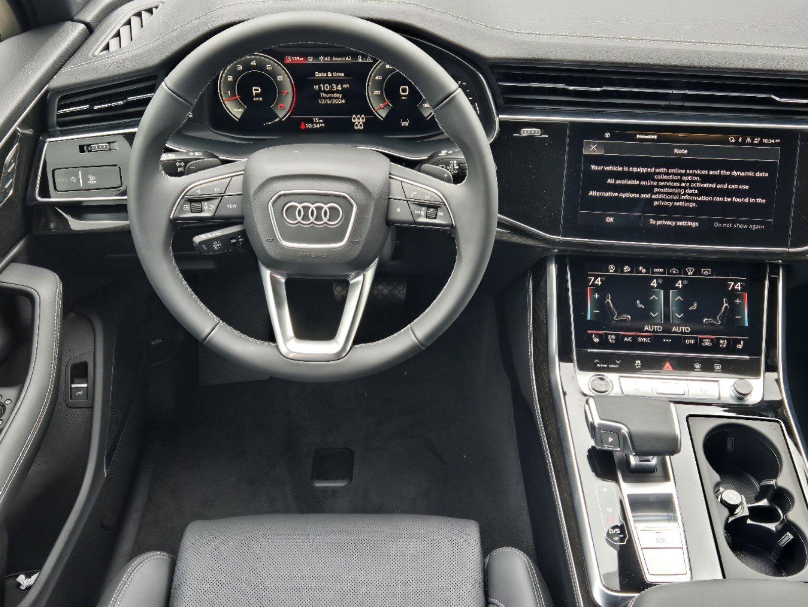 2025 Audi Q7 Vehicle Photo in SUGAR LAND, TX 77478