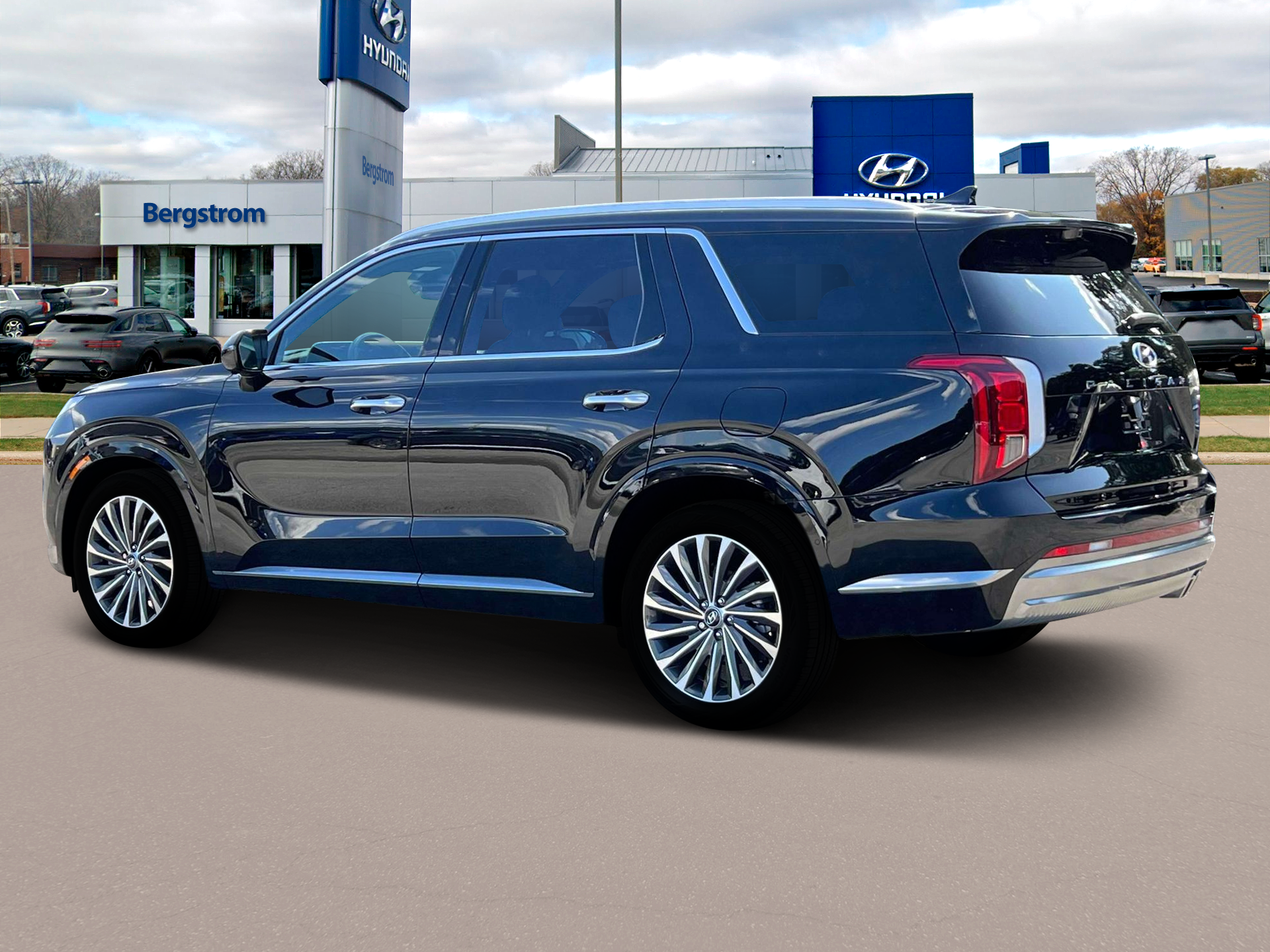 2025 Hyundai PALISADE Vehicle Photo in Green Bay, WI 54304