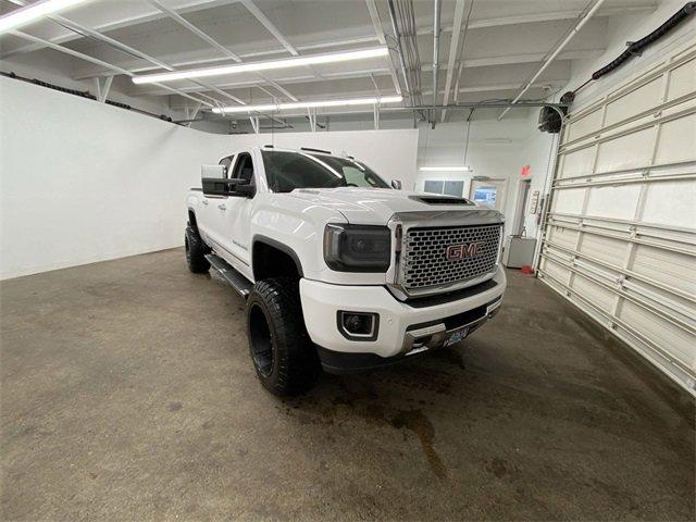 2017 GMC Sierra 2500 HD Vehicle Photo in PORTLAND, OR 97225-3518