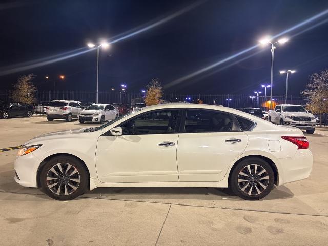 2017 Nissan Altima Vehicle Photo in Grapevine, TX 76051