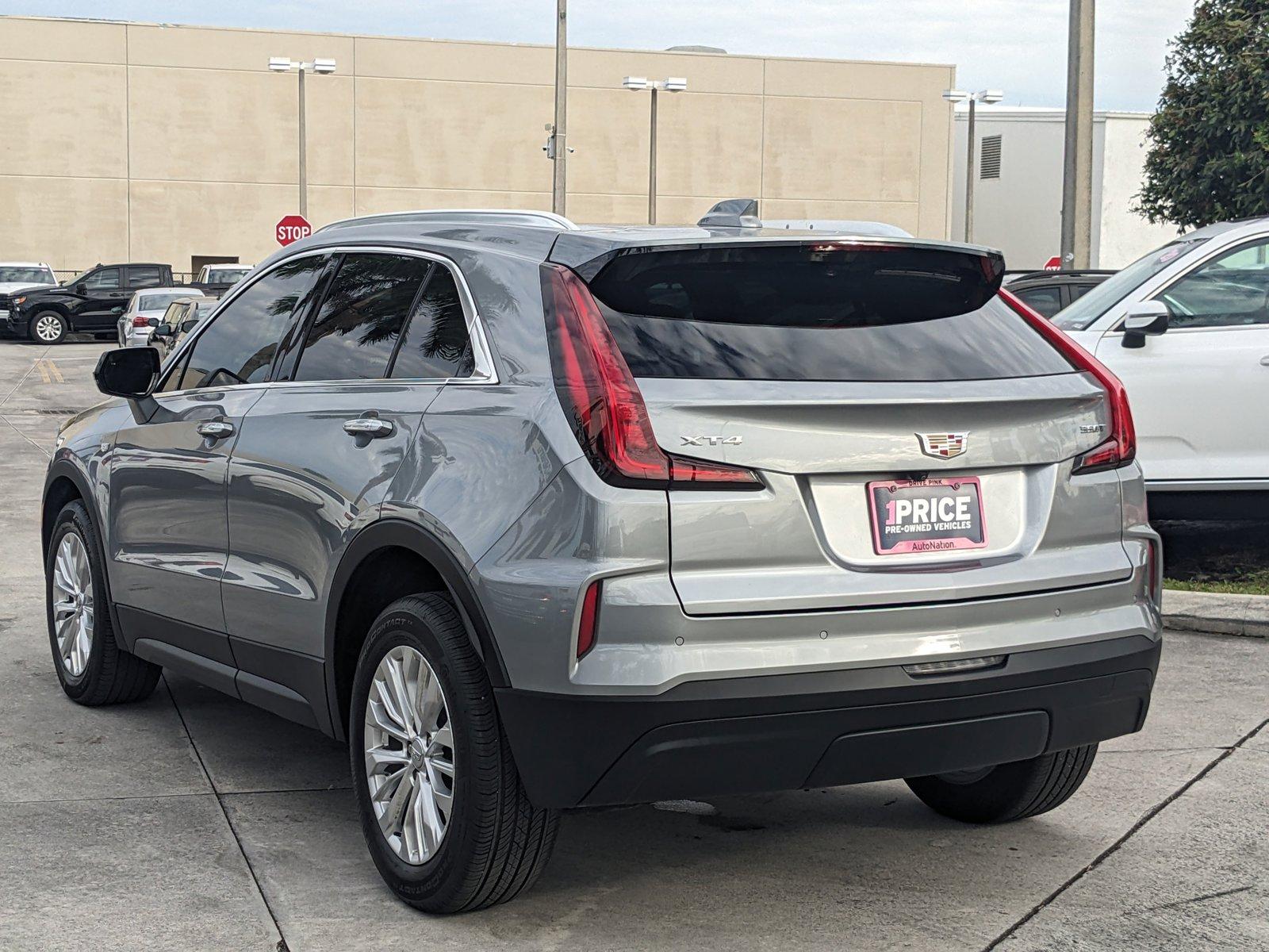 2024 Cadillac XT4 Vehicle Photo in MIAMI, FL 33172-3015