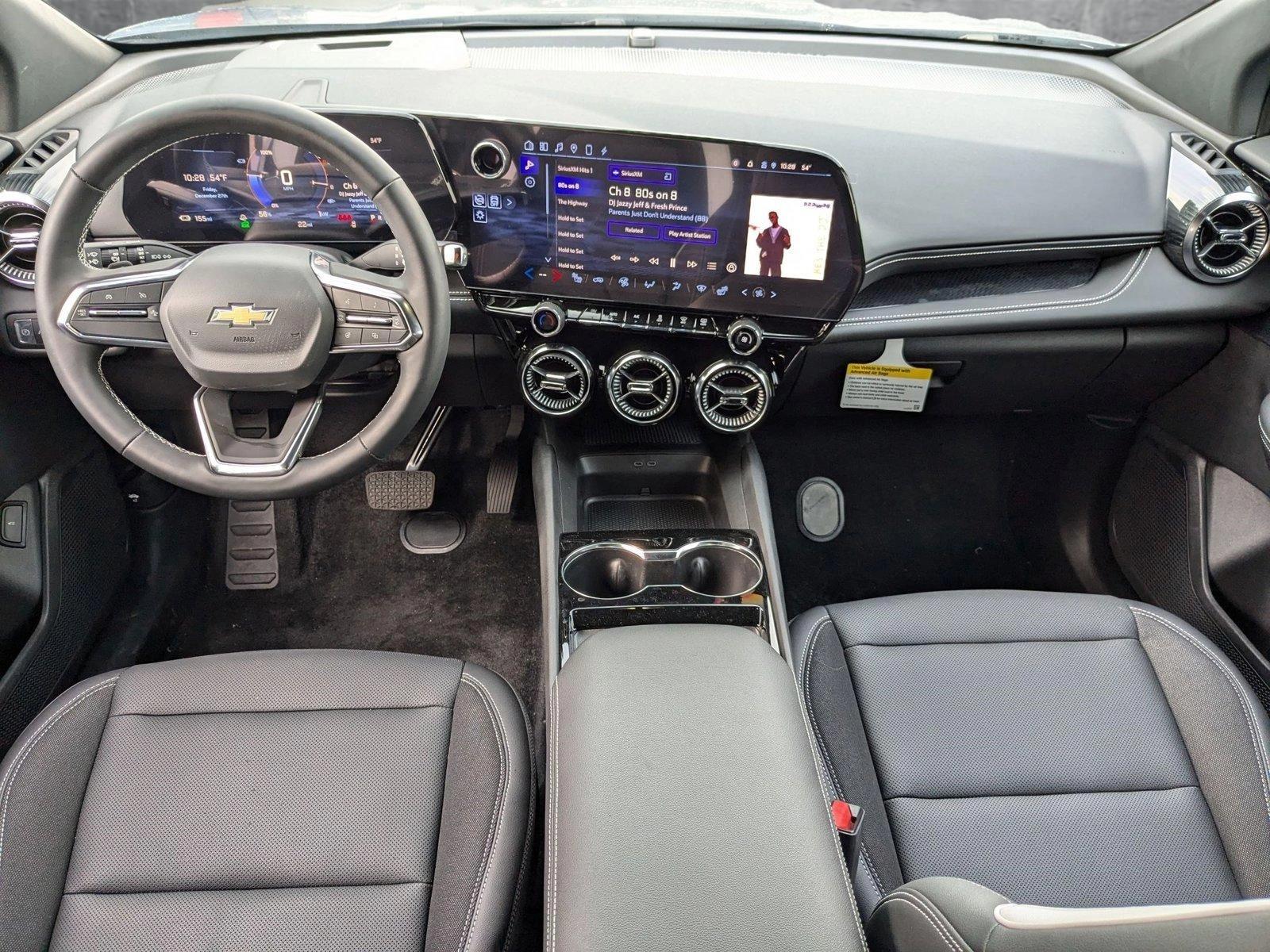 2024 Chevrolet Blazer EV Vehicle Photo in VALENCIA, CA 91355-1705